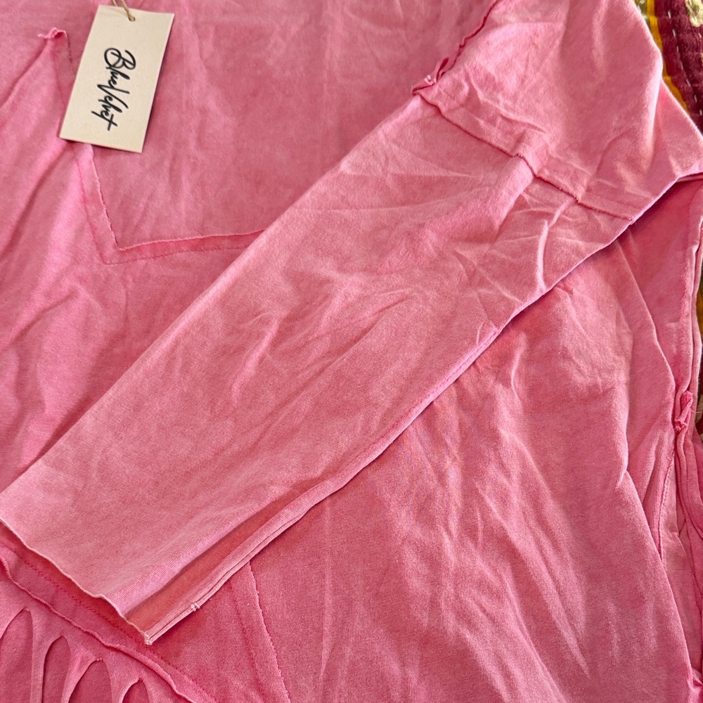 Hot Pink Star Fringe Pullover - Picture 4 of 7